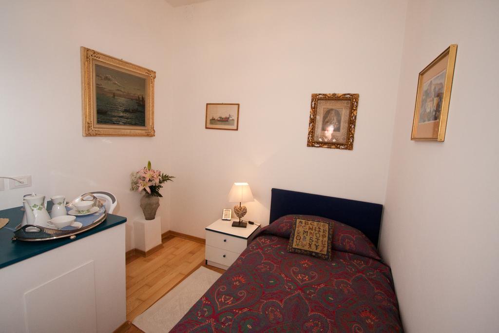 B&B Better ترييستي الغرفة الصورة